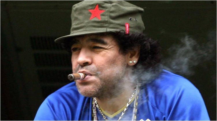 Si yo fuera Maradona, ¡viviría como él!