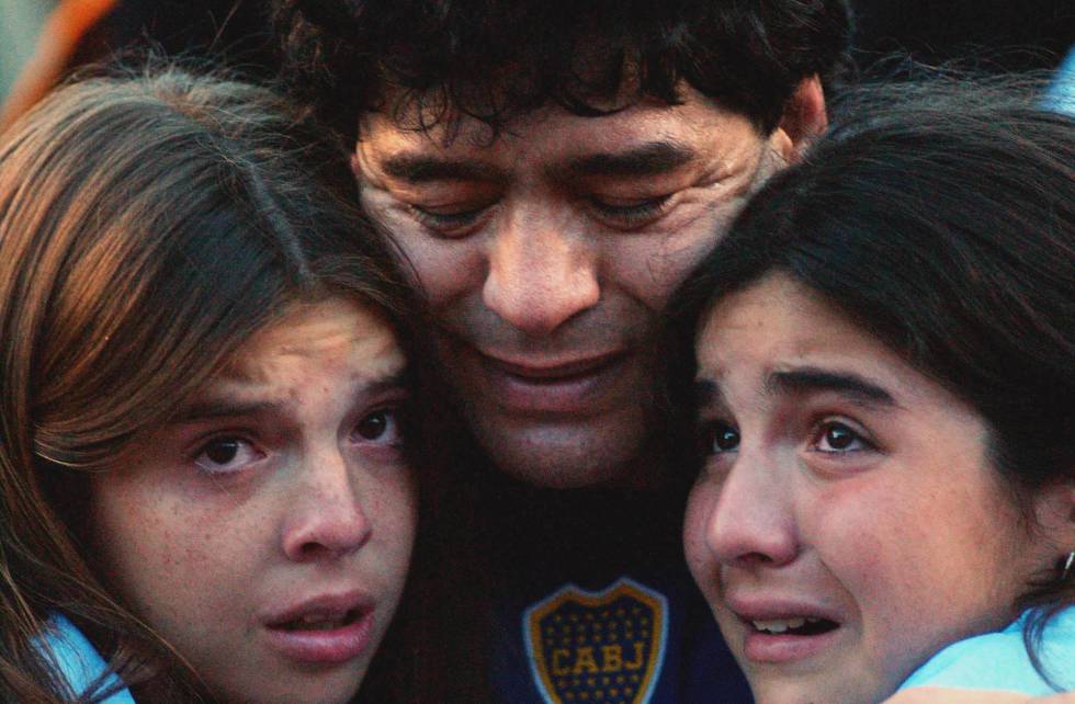 ¿Las hijas de Maradona no verán un peso de su fortuna?