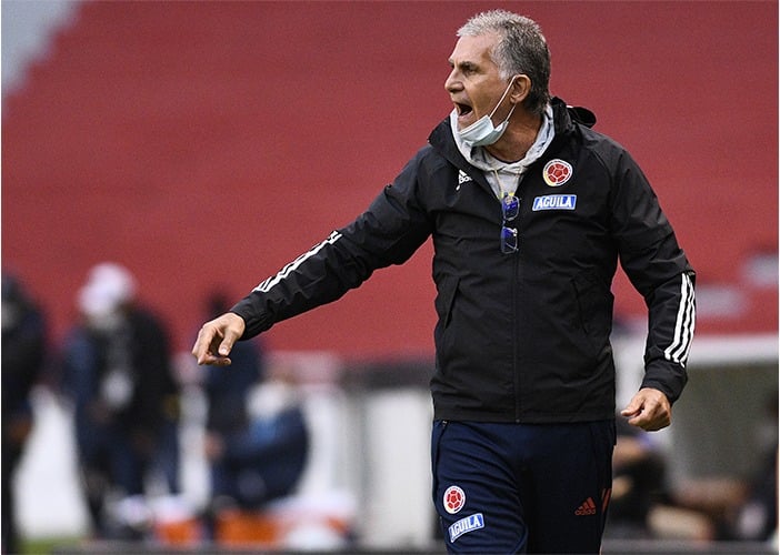 “Páguenme los dos millones de una vez” duro reclamo de Queiroz a la Federación