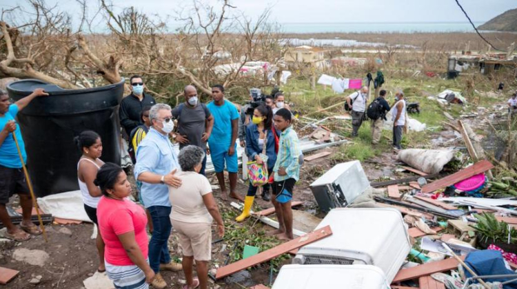 Pelando el cobre: #GobiernoDeIdiotas