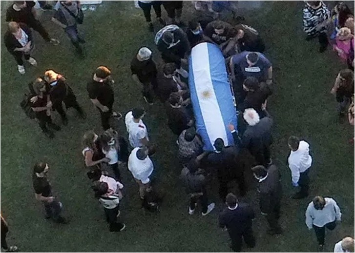 Maradona fue enterrado en el cementerio Jardín Bella Vista
