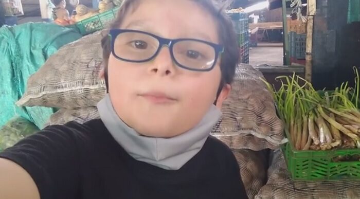  - La contundente invitación de un niño activista a comprarle papa a los campesinos