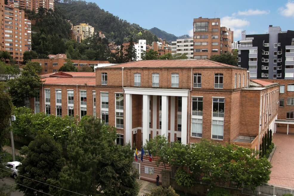 Tiroteo frente al colegio Liceo Francés en Bogotá