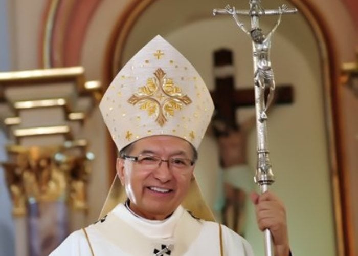 Monseñor Urbina, jerarca de la iglesia católica de Colombia, hospitalizado por Covid