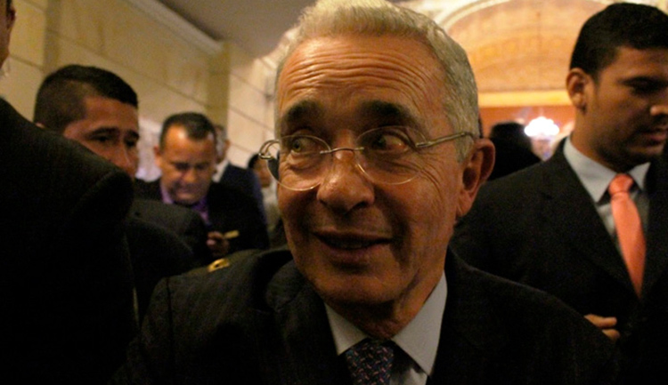 Altavoces de los poderosos