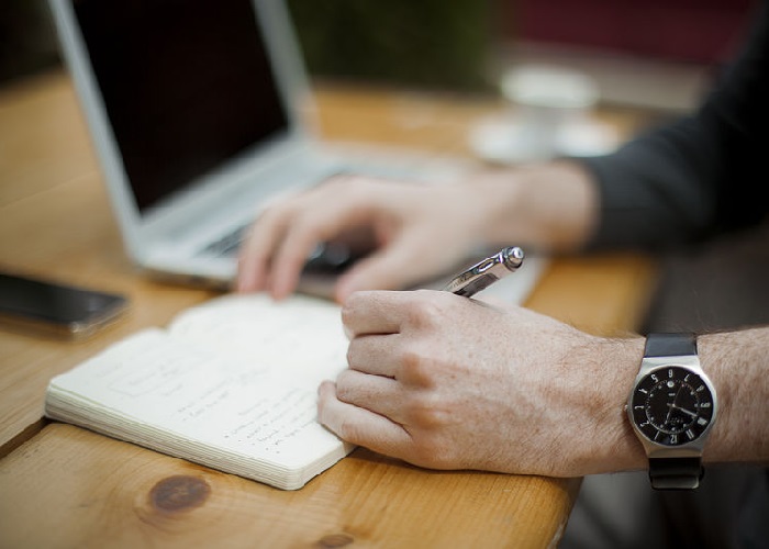 ¡Son zurdos, no siniestros!