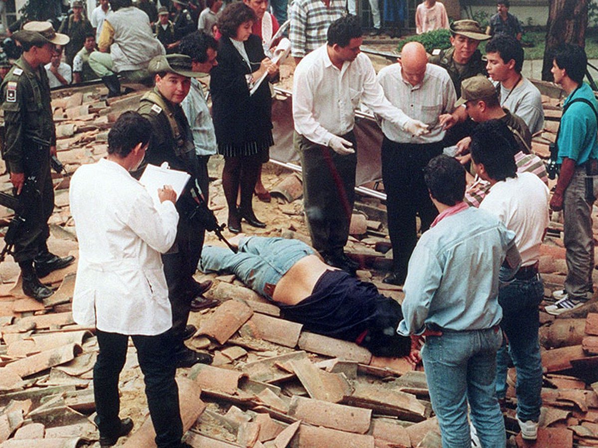 Ofrecen comprar mechones de pelo y dientes de Pablo Escobar por USD 1 millón