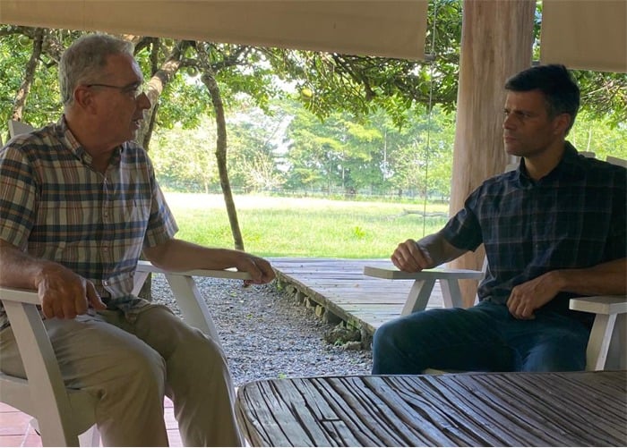 Leopoldo López visitó al ex presidente Uribe en El Ubérrimo