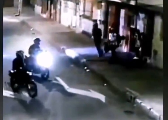 VIDEO: A pesar de no resistirse a robo, hombre es asesinado por ladrones en Bogotá