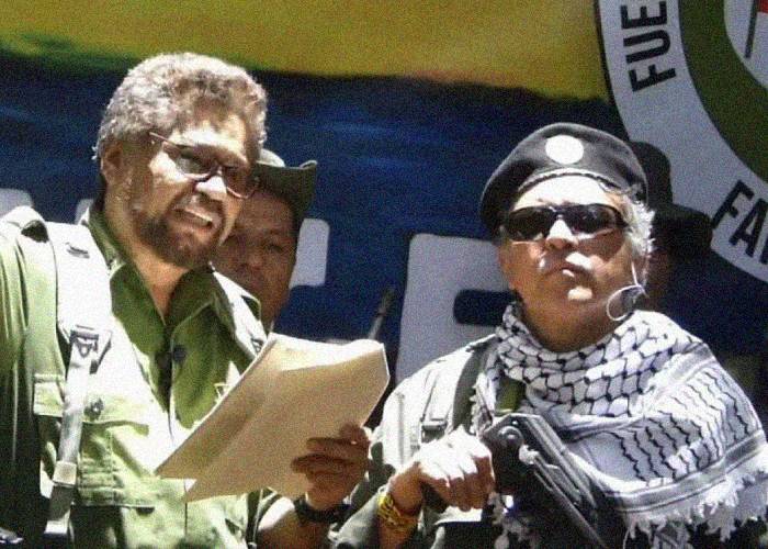 Márquez y Santrich se comportan como voceros del uribismo