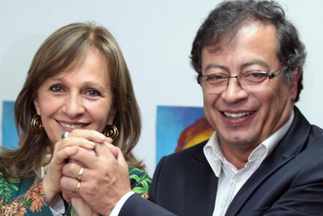 Ángela Maria Robledo se cansa de la frialdad de Petro y se va de la Colombia Humana