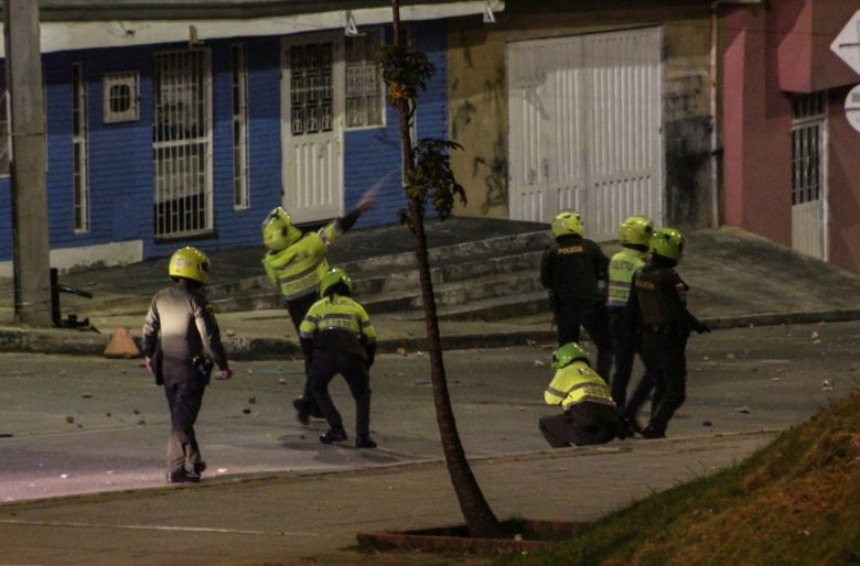 Tres policías a responder por presunto homicidio de 4 personas en protestas