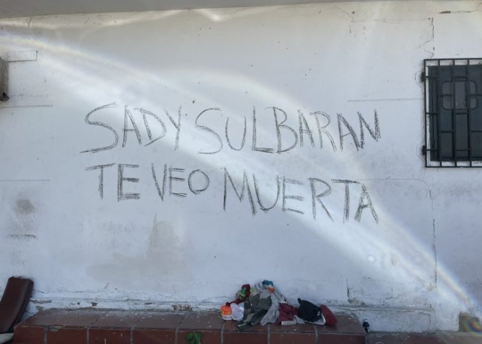 Con grafitis hombre amenaza de muerte a su expareja en Barranquilla