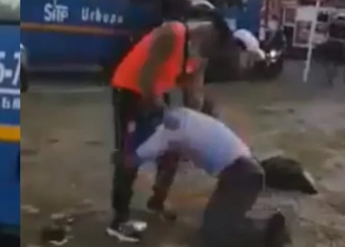 VIDEO: Vergonzosa pelea de conductor de SITP en Bogotá