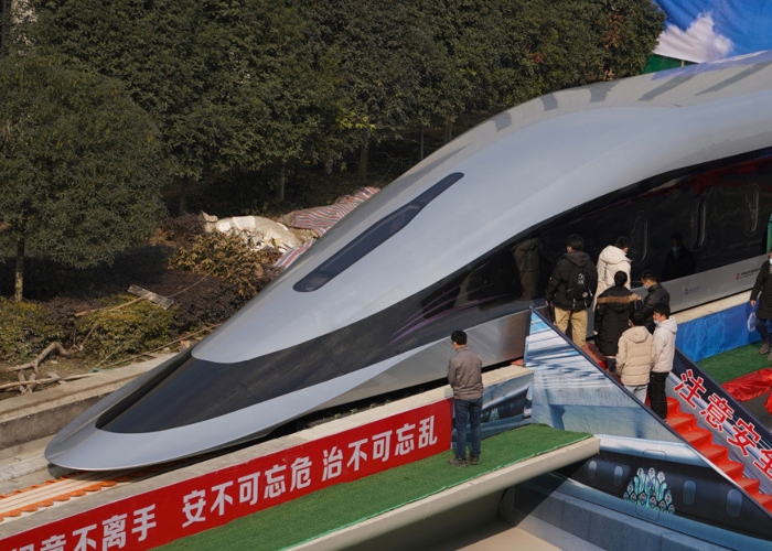 El tren bala chino: a 620 km por hora