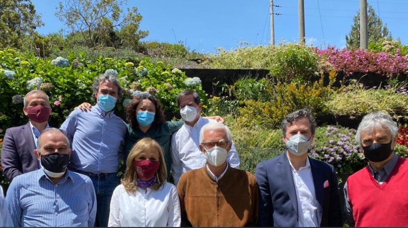 Egos a un lado: duros rivales del pasado se unen para el 2022