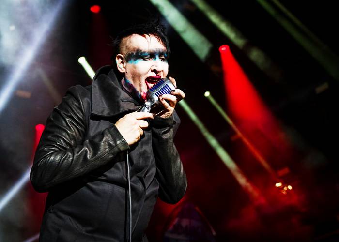 La caída momentánea del Anticristo Superestrella