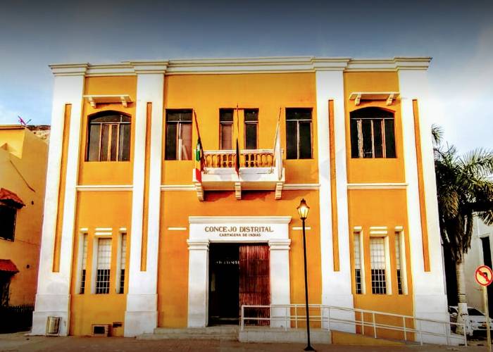 No leen los libros de los concejales de Cartagena...