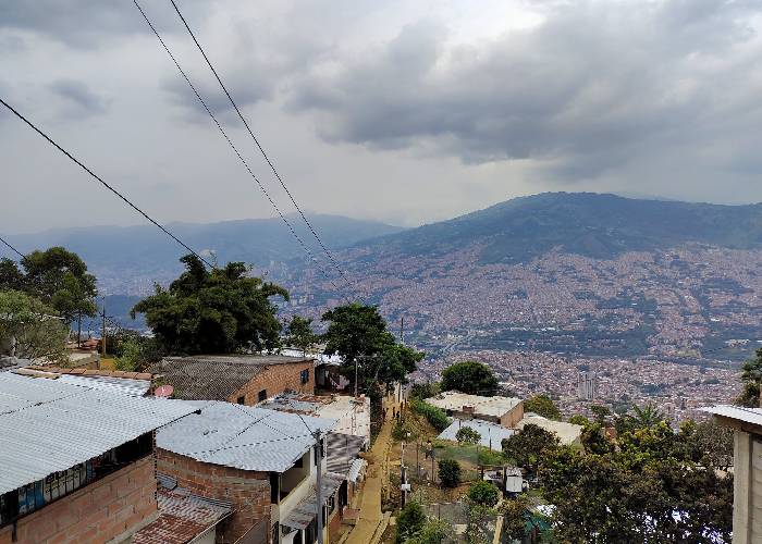 La revocatoria ya está trabajando en las calles de Medellín
