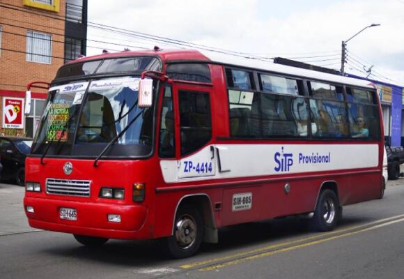 Por sobrecarga eléctrica, muere el transporte tradicional en Bogotá