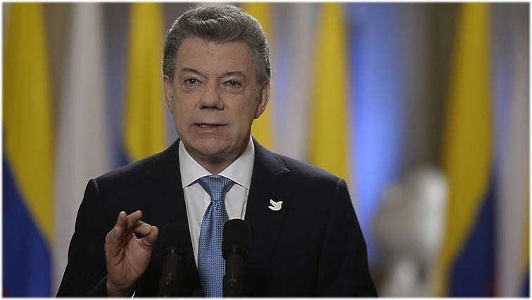 El miedo que le tienen los medios a Juan Manuel Santos