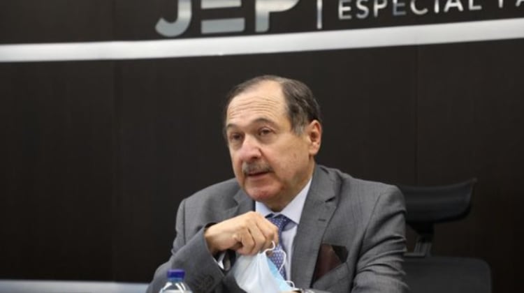 Por qué comparan a la JEP con víboras a aniquilar