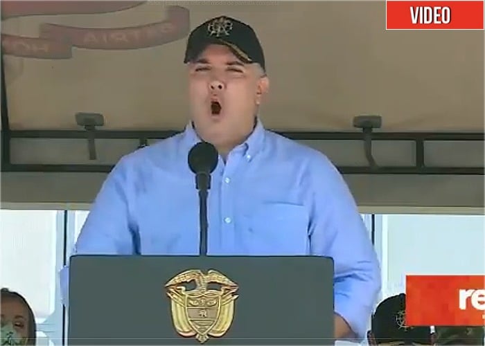 Duque falla al intentar mostrarle su lado más guerrero a los militares