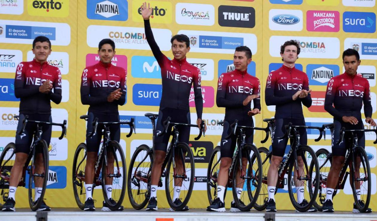 Los compañeros de Egan Bernal ponen en duda su liderazgo en el INEOS