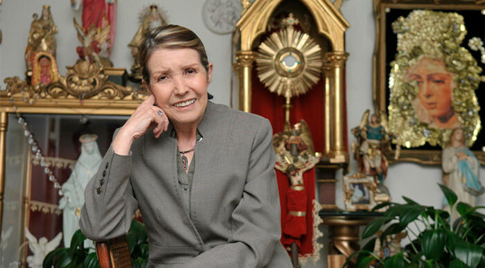  - “La virgen María me salvó de caer en la locura nuevamente”, Margalida Castro