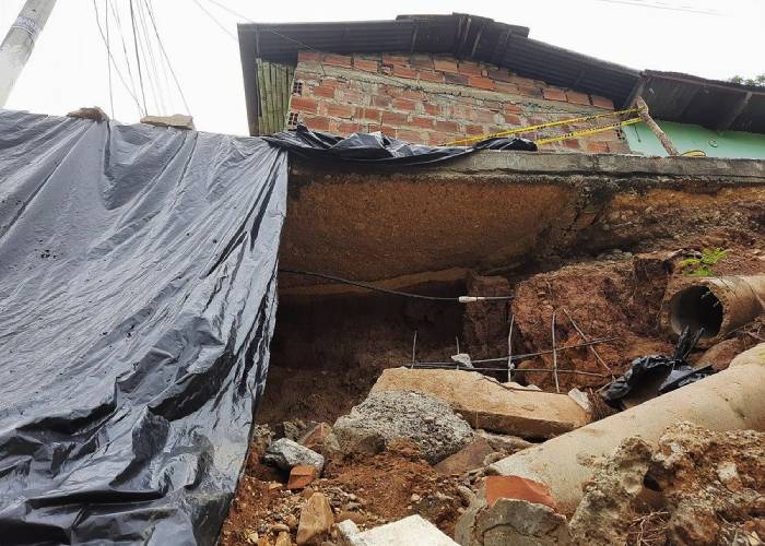 Dos mujeres al borde del abismo