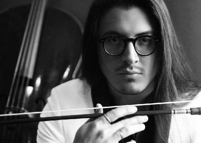 Desde el Teatro Mayor Julio Mario Santo Domingo, la OFB y Santiago Cañón-Valencia