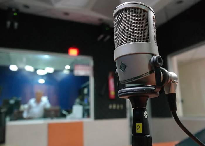 En el día del locutor, las diez voces de Colombia 2021