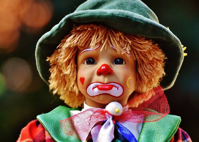 Colombia, el país de los mesías, la patria de los payasos