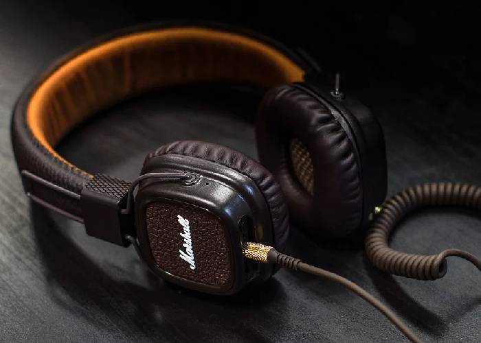 Las2orillas o la inquisicion de los gustos musicales