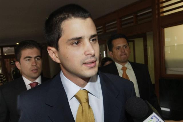 La legendaria peinada que le dieron a Tomás Uribe