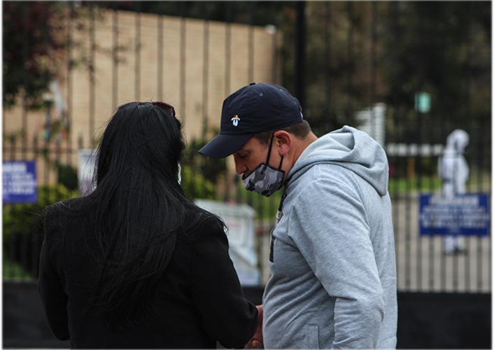 Nos relajamos y la pandemia aún está viva