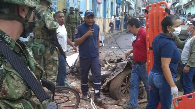 Seguir haciendo politiquería con la seguridad es un error suicida