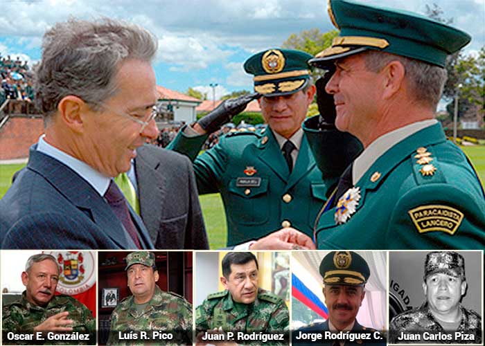 Los cinco generales campeones de falsos positivos que terminaron promovidos por Uribe