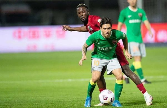 Así juegue en China, Juanfer siempre debe ser llamado a la Selección