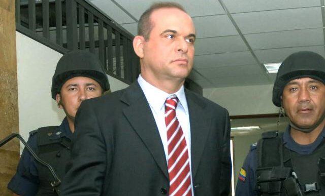  - Los dos abogados que siempre han estado con Mancuso 