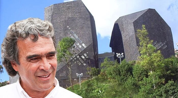  - La Biblioteca España en Medellin, el otro dolor de cabeza de Fajardo