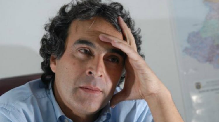 Sergio Fajardo está siendo víctima de las Fronteras Invisibles