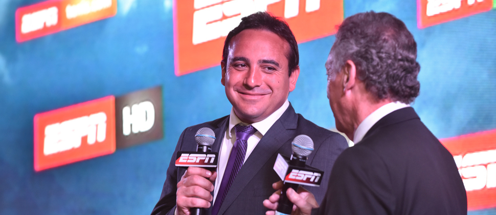 Las maromas que tiene que hacer Mario Sábato para que no se note que el ciclismo se está muriendo