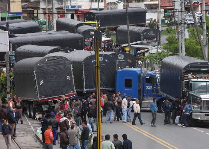 Contraloría pide desbloquear vías para permitir el paso de Bienestarina