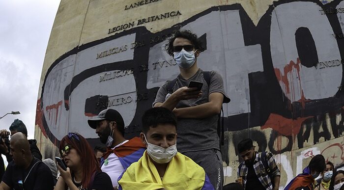  - Duro regaño de Madres de Falsos Positivos a manifestantes