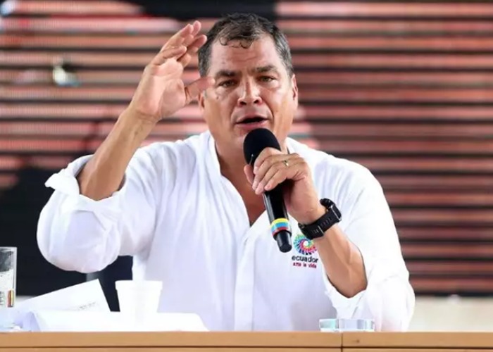Un tribunal de Ecuador solicita la extradición contra el expresidente Correa