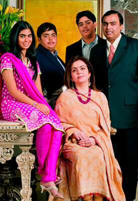  - La universidad de Mumbai donde estudian los ricos de la India