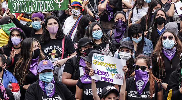 feministas-ok - Las Viejas Verdes, unas de las feministas que más mujeres mueven