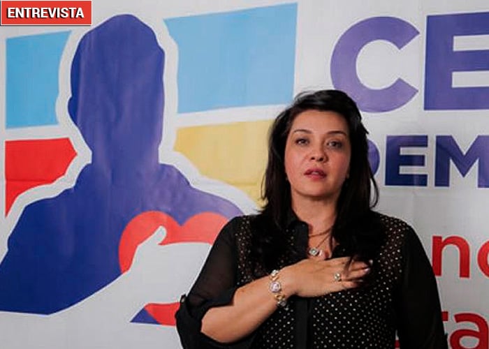 Margarita Restrepo, la paisa que endulza el Uribismo duro con mensajes de amor