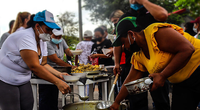 - Sancochos comunitarios, un apoyo clave para los grupos de resistencia en Cali